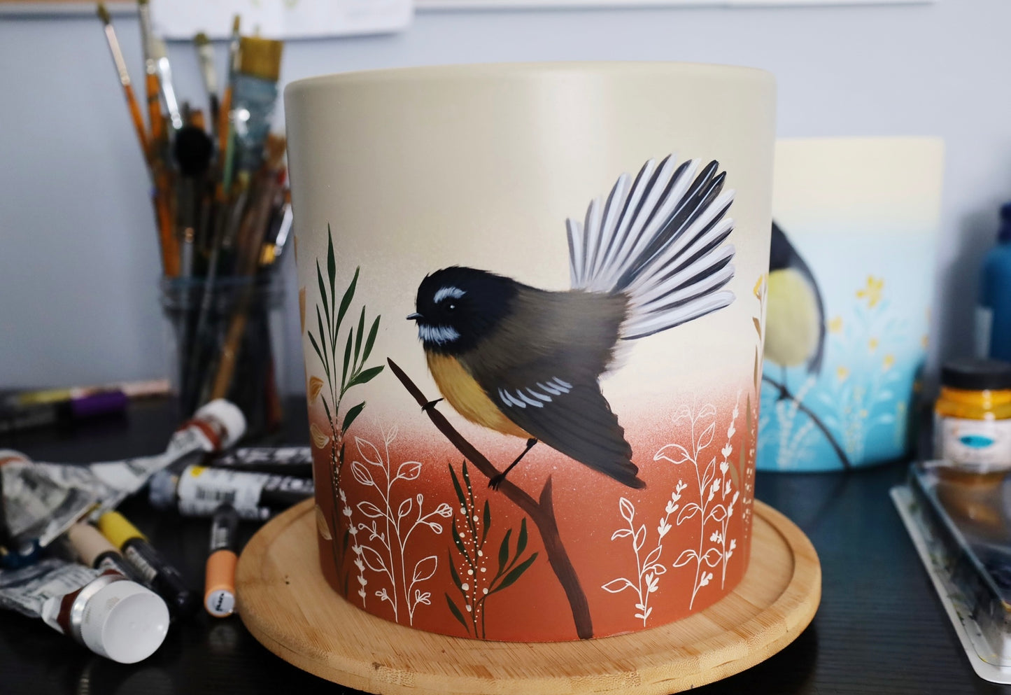 Fantail Terracotta 20cm Handpainted Pot