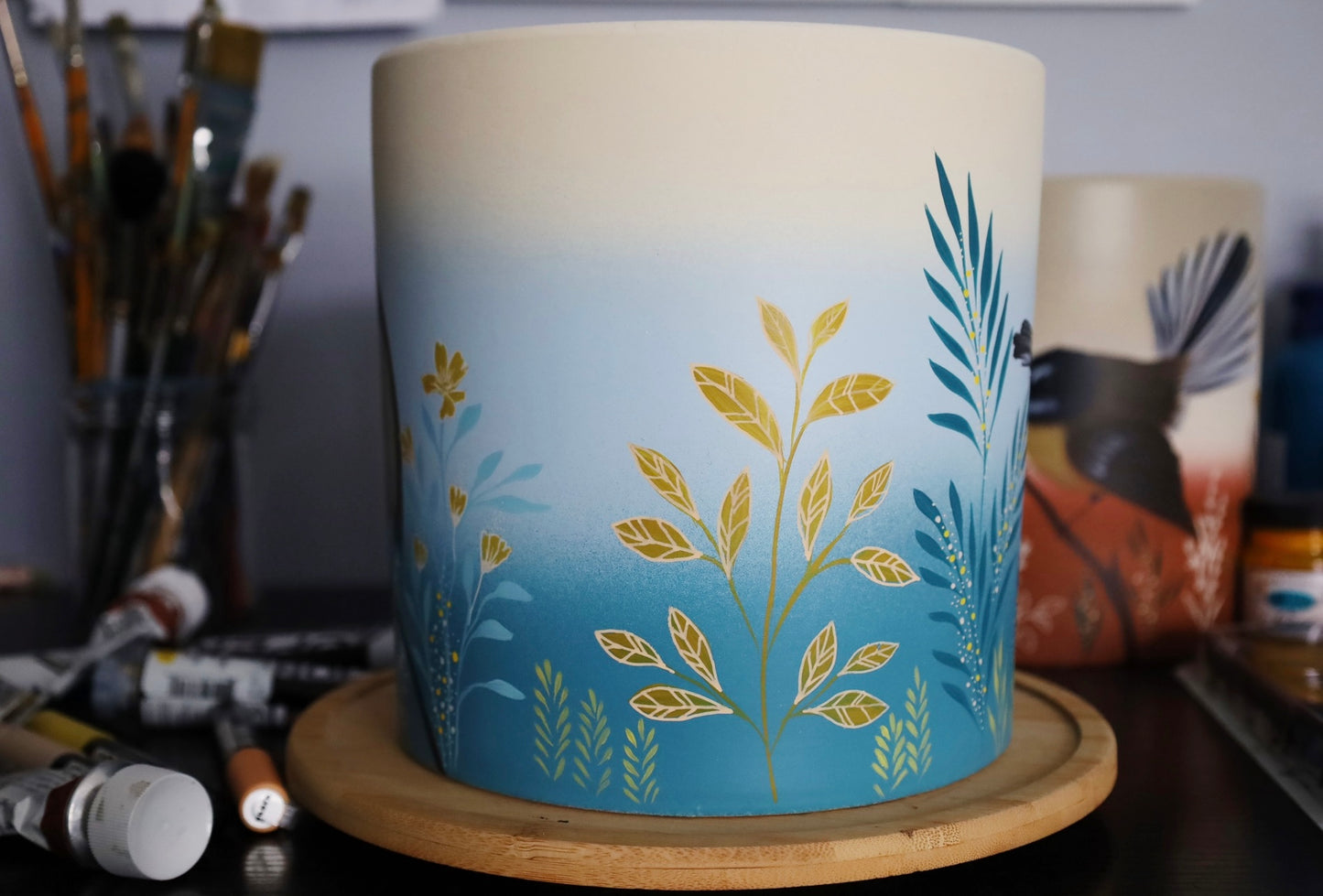 Coastal Tomtit 20cm Handpainted Pot