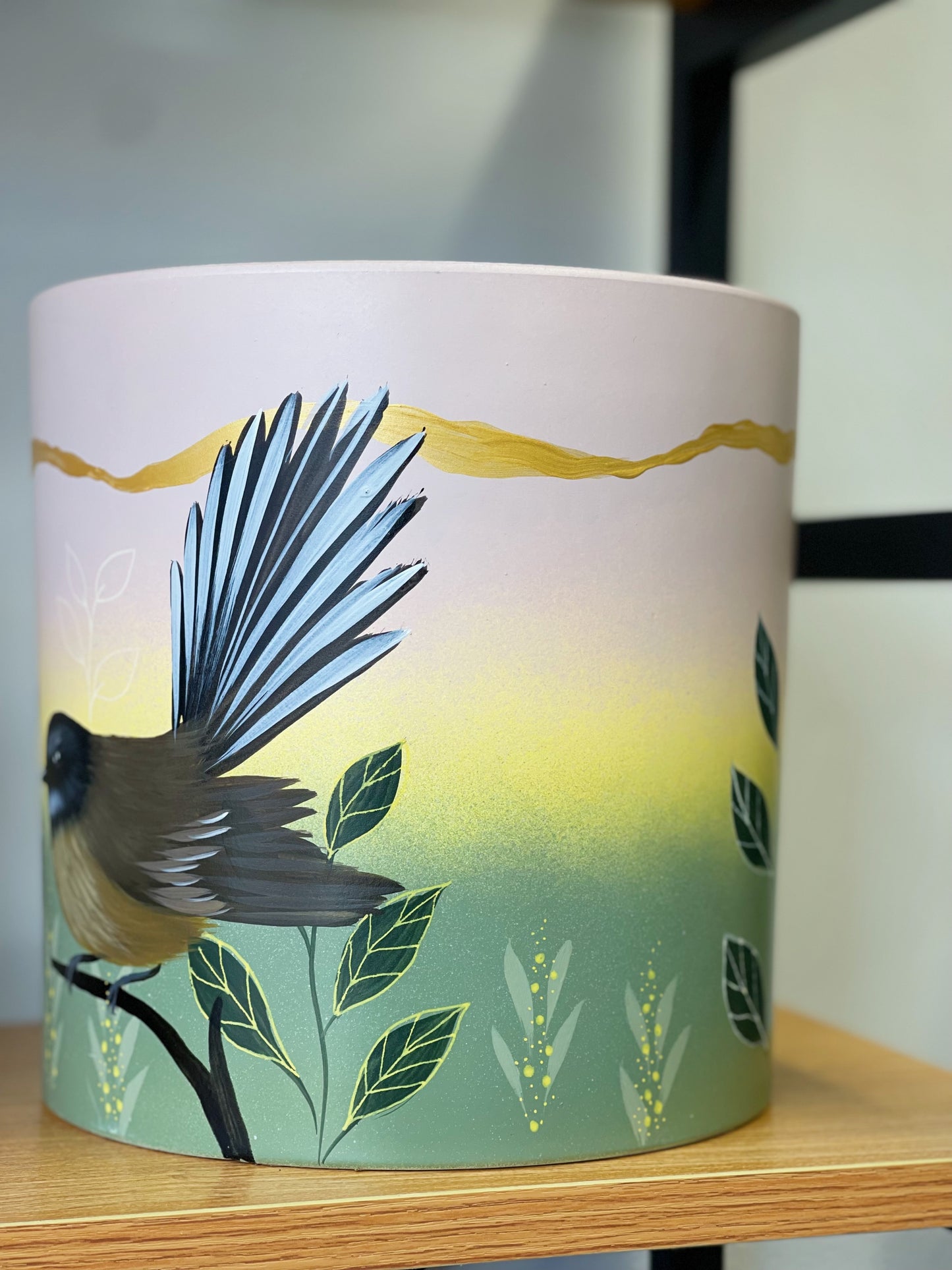 Fantail Sunrise 20cm Hand Painted Pot