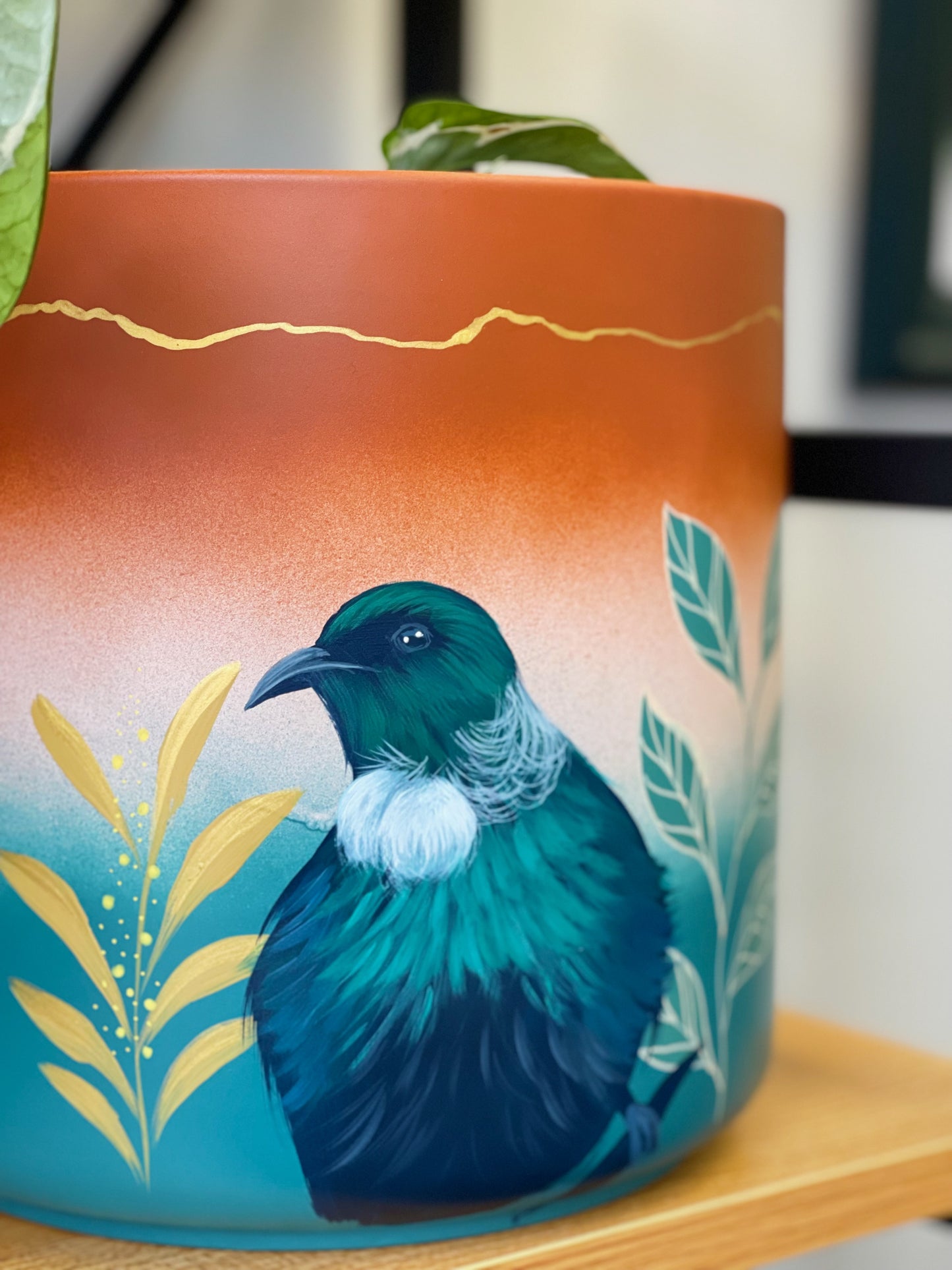 Sunset Tui 21cm Hand Painted Pot