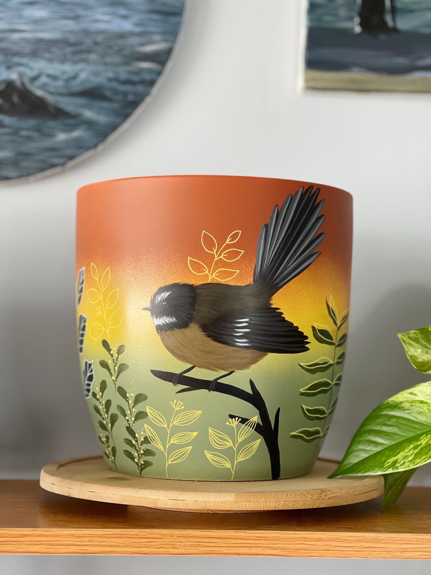 Forest Fantail 21cm Painted Pot